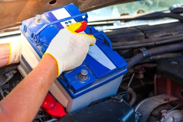Check Engine Light After Battery Change (Causes & Fixes):
