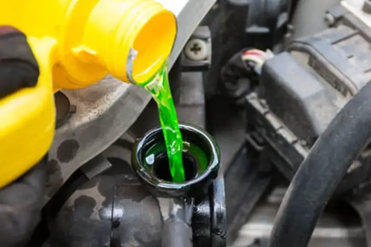 Check Engine Light Still On After Filling Coolant: Causes & Fixes