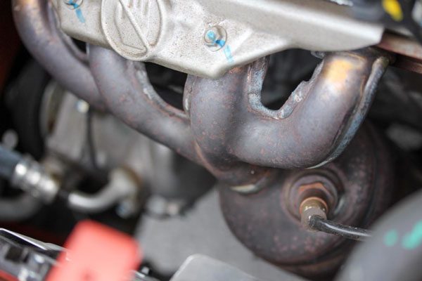 Exhaust manifold leak