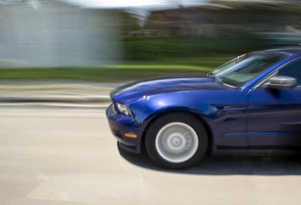 What does it mean if the front end of car shakes when accelerating