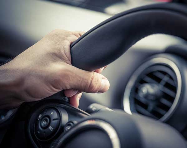 Why your car steering wheel shakes when braking at high speeds