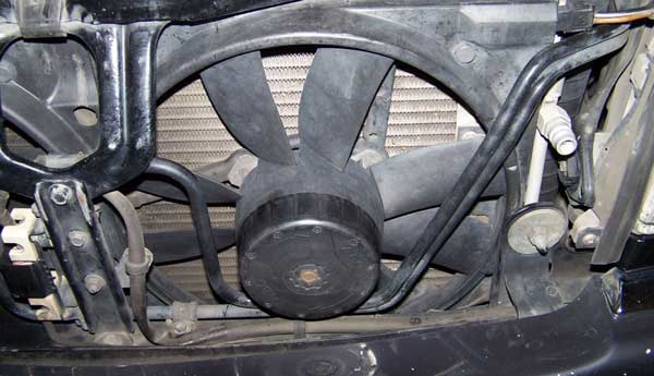 Broken radiator fan