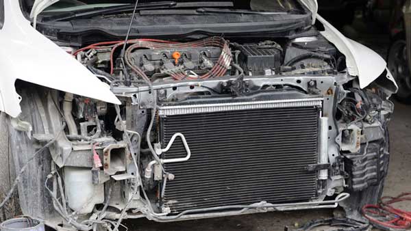 How to know if your radiator is damaged after an accident