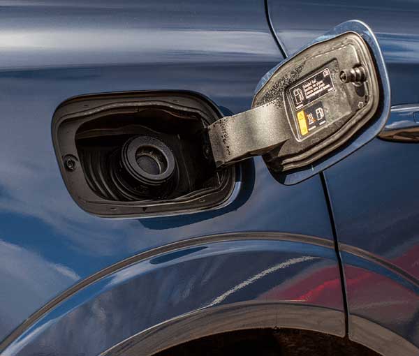 Risks Of Driving A Car Without A Gas Cap