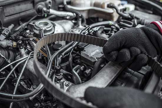Why shouldn't you Drive with a Damaged Serpentine Belt