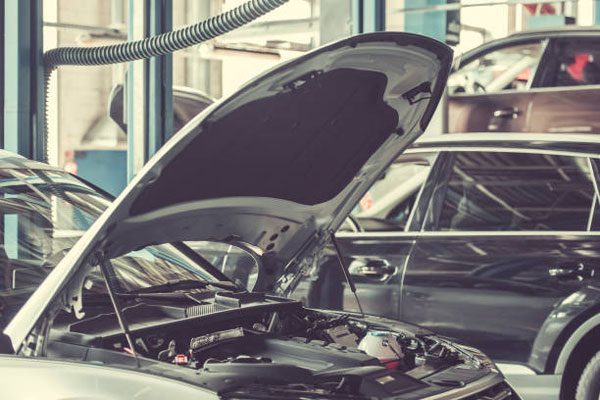 What Are The Hazards Of Driving A Car With A Cracked Radiator