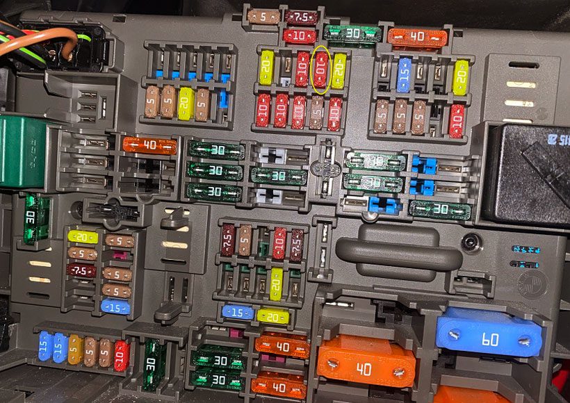 BMW 328i Blown Fuse