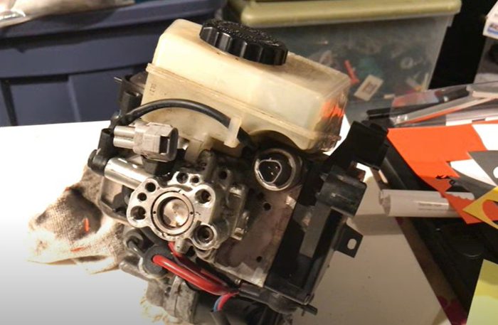 Toyota 4Runner ABS Fuse Failure
