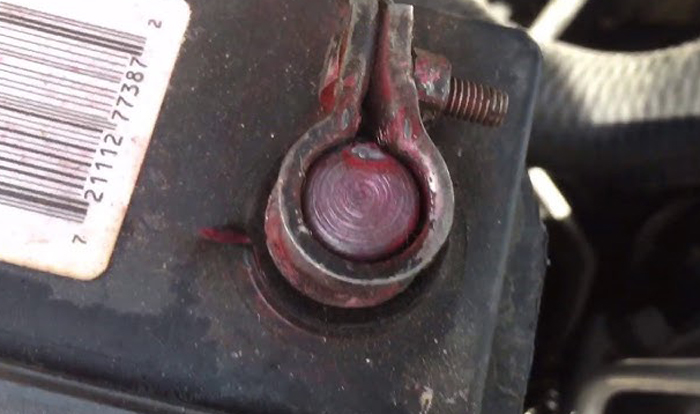 Car Loose Battery Clamps