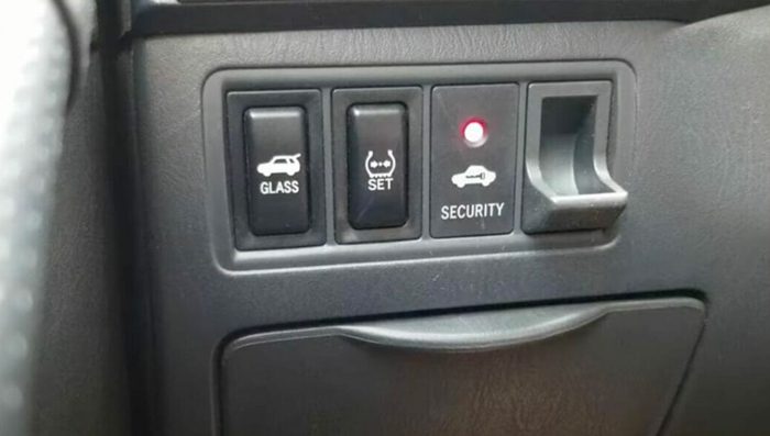 What Causes Anti Theft Light To Drain Battery
