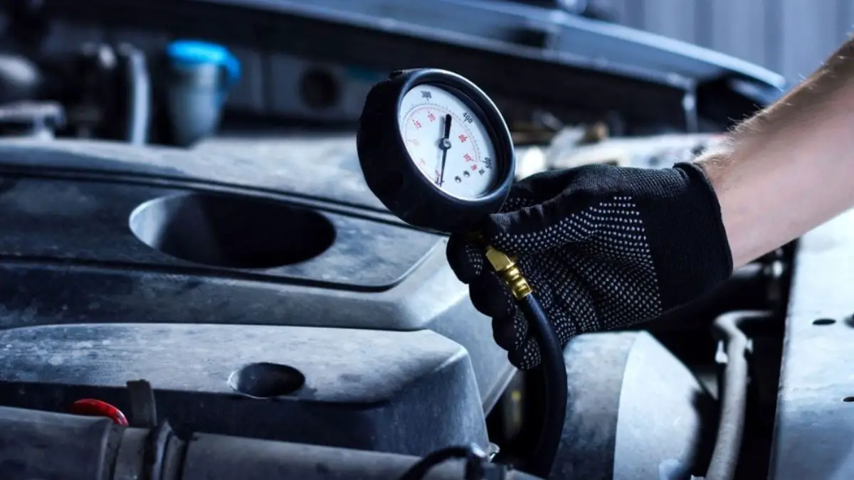 How To Check Oil Pressure With and Without Gauge